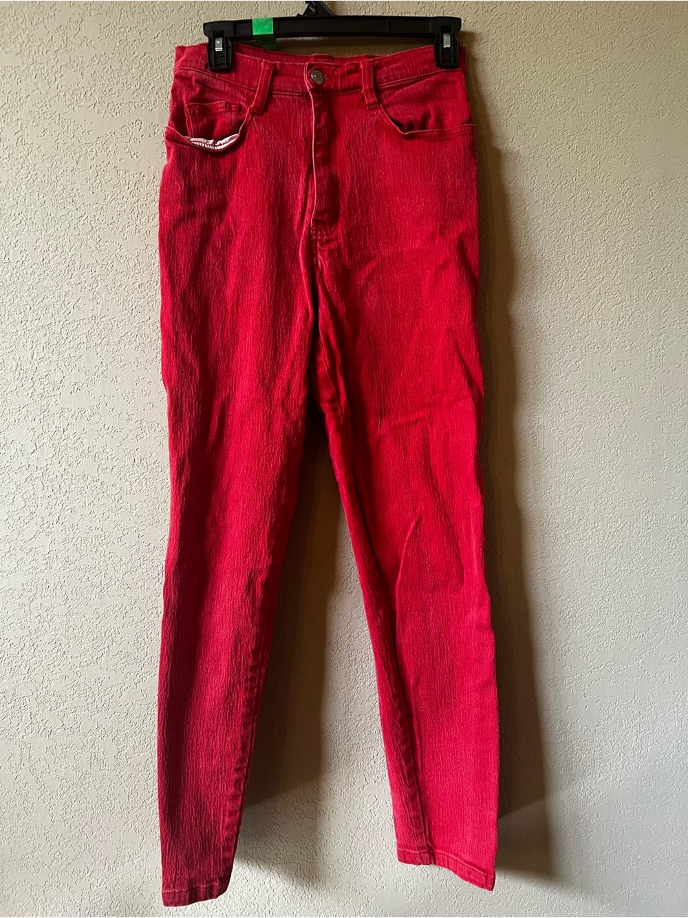 Jorda he Women's Skinny Jeans in Bold Red
